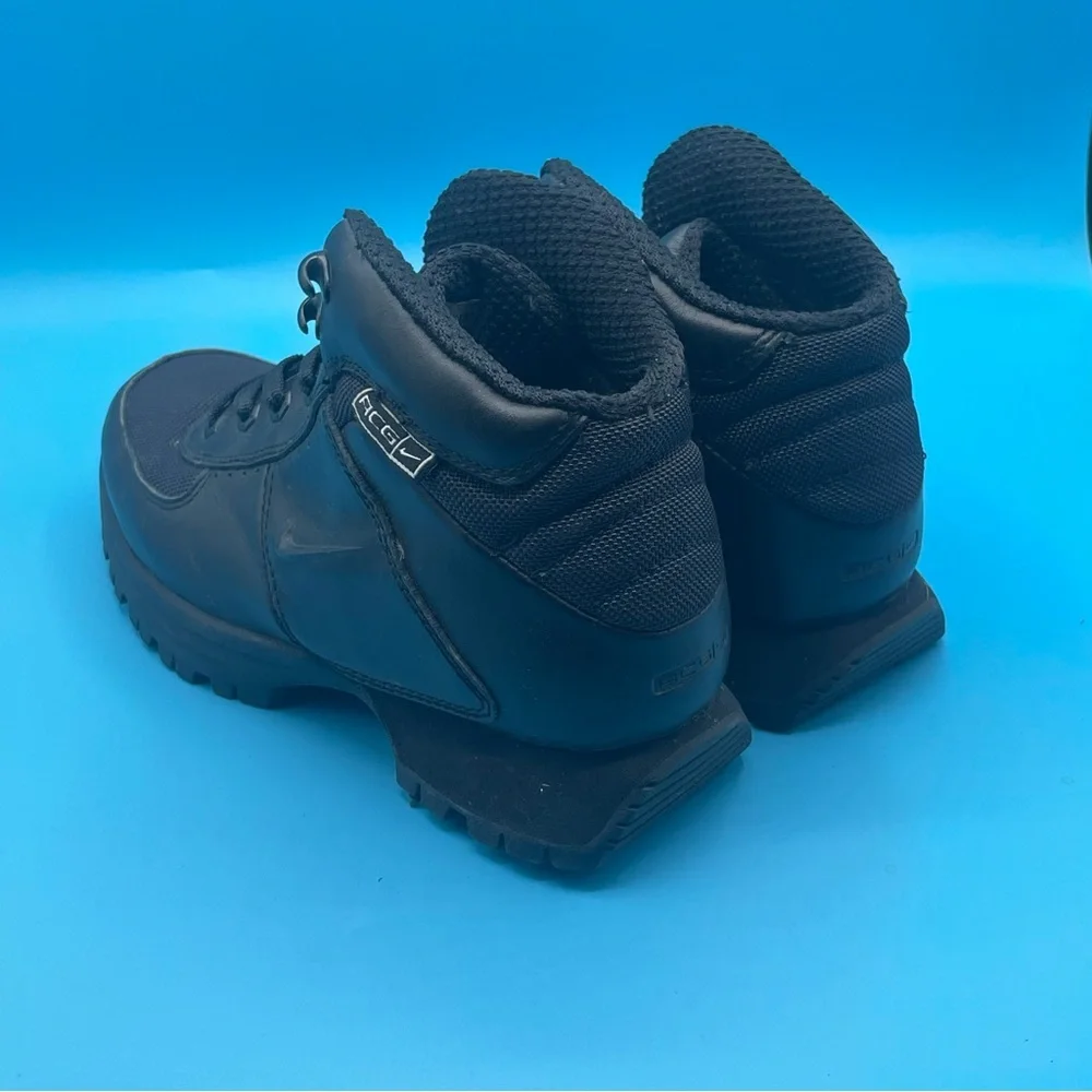 Nike Air Max ACG (All Conditions Gear) boots‎